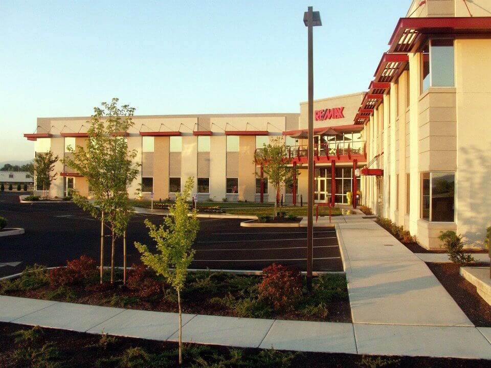 Remax Building CDArchitects LLP